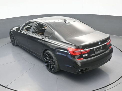 Used 2016 BMW 750i xDrive image 62