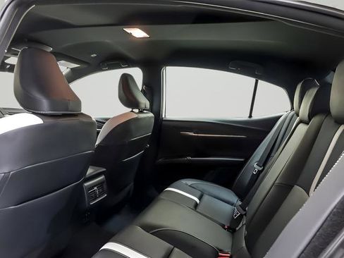 Certified 2025 Toyota Camry SE FWD image 11