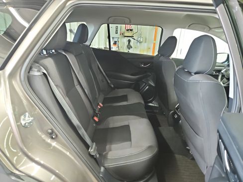 Used 2023 Subaru Outback Premium image 16