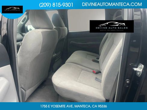 Used 2011 Toyota Tacoma 4x4 Double Cab w/ SR5 Pkg #2 image 7