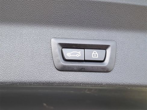 Used 2021 BMW X3 xDrive30i w/ Premium Package image 27