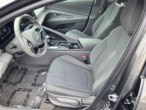 Certified 2025 Hyundai Elantra Sport w/ Cargo Package FWD image 26