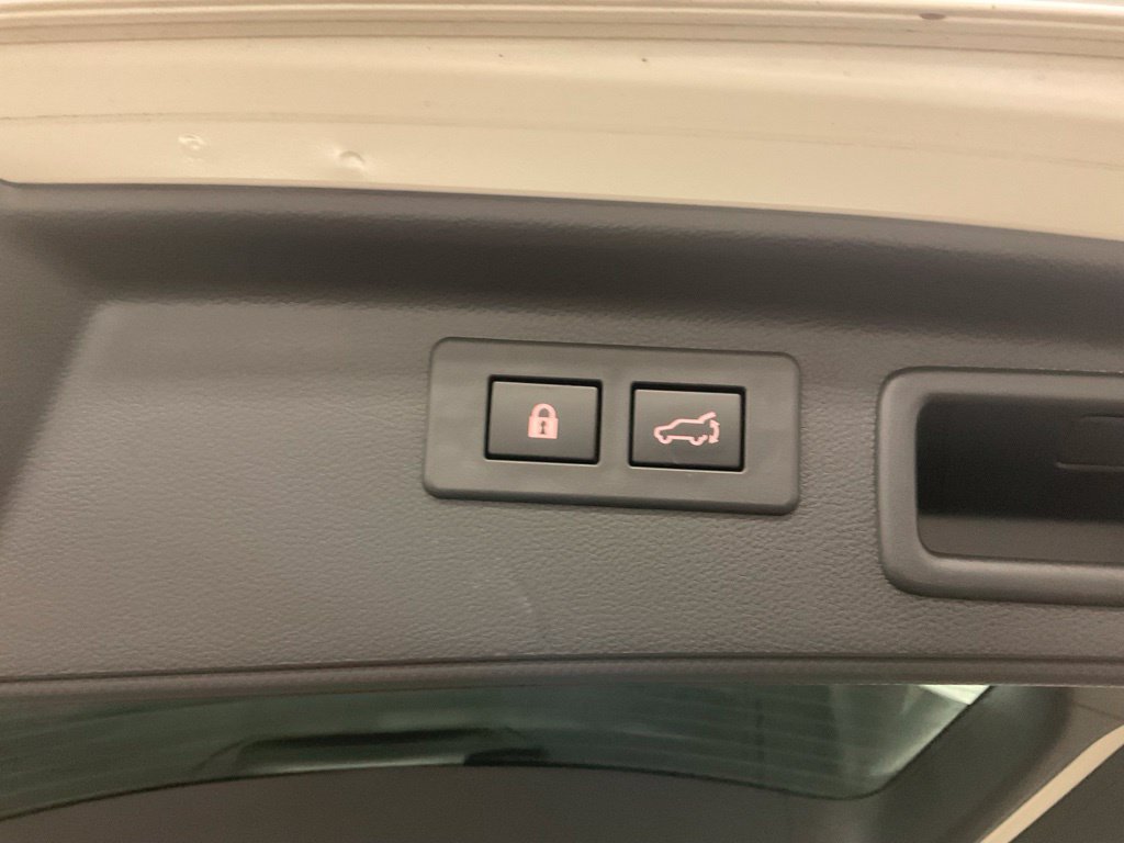 Used 2024 Subaru Forester Premium AWD/4WD image 29