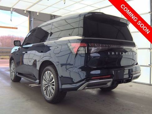 Used 2025 INFINITI QX80 Sensory AWD/4WD image 3