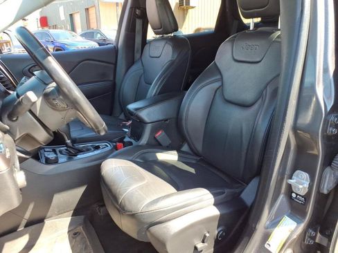 Used 2021 Jeep Cherokee Limited AWD/4WD image 8
