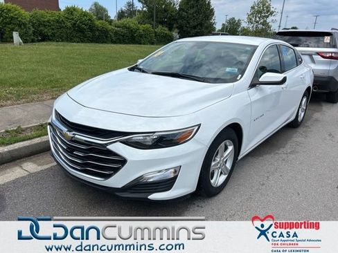 Used 2022 Chevrolet Malibu LS w/ Driver Confidence Package II FWD image 1