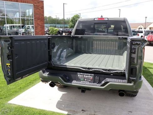 Used 2026 RAM 1500 Big Horn AWD/4WD image 33