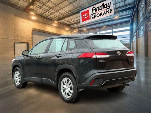 Used 2025 Toyota Corolla Cross L image 6