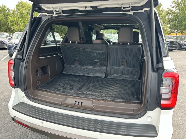 Used 2024 Ford Expedition Max King Ranch AWD/4WD image 12