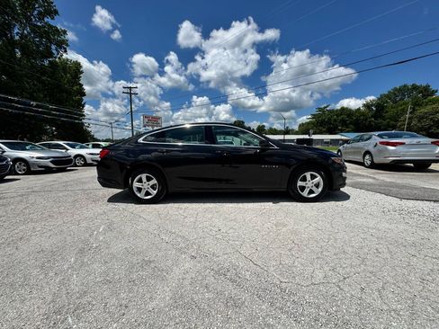 Used 2023 Chevrolet Malibu LS FWD image 4