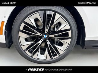 New 2026 BMW i5 eDrive40 video 2