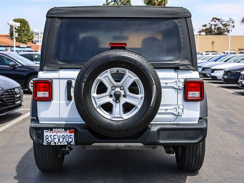Used 2020 Jeep Wrangler Sport AWD/4WD image 17