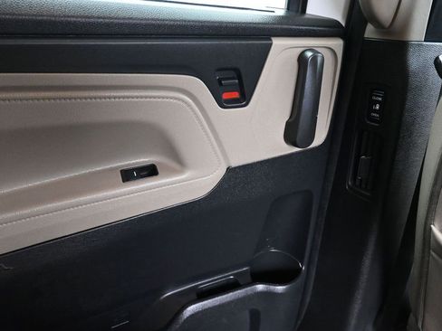 Used 2024 Honda Odyssey EX-L image 47