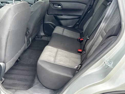Used 2025 Nissan Rogue SV FWD image 21