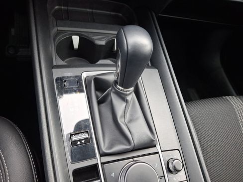 Used 2025 MAZDA CX-50 AWD 2.5 S w/ Premium Package image 16