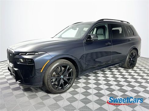Used 2023 BMW X7 M60i w/ Executive Package image 3