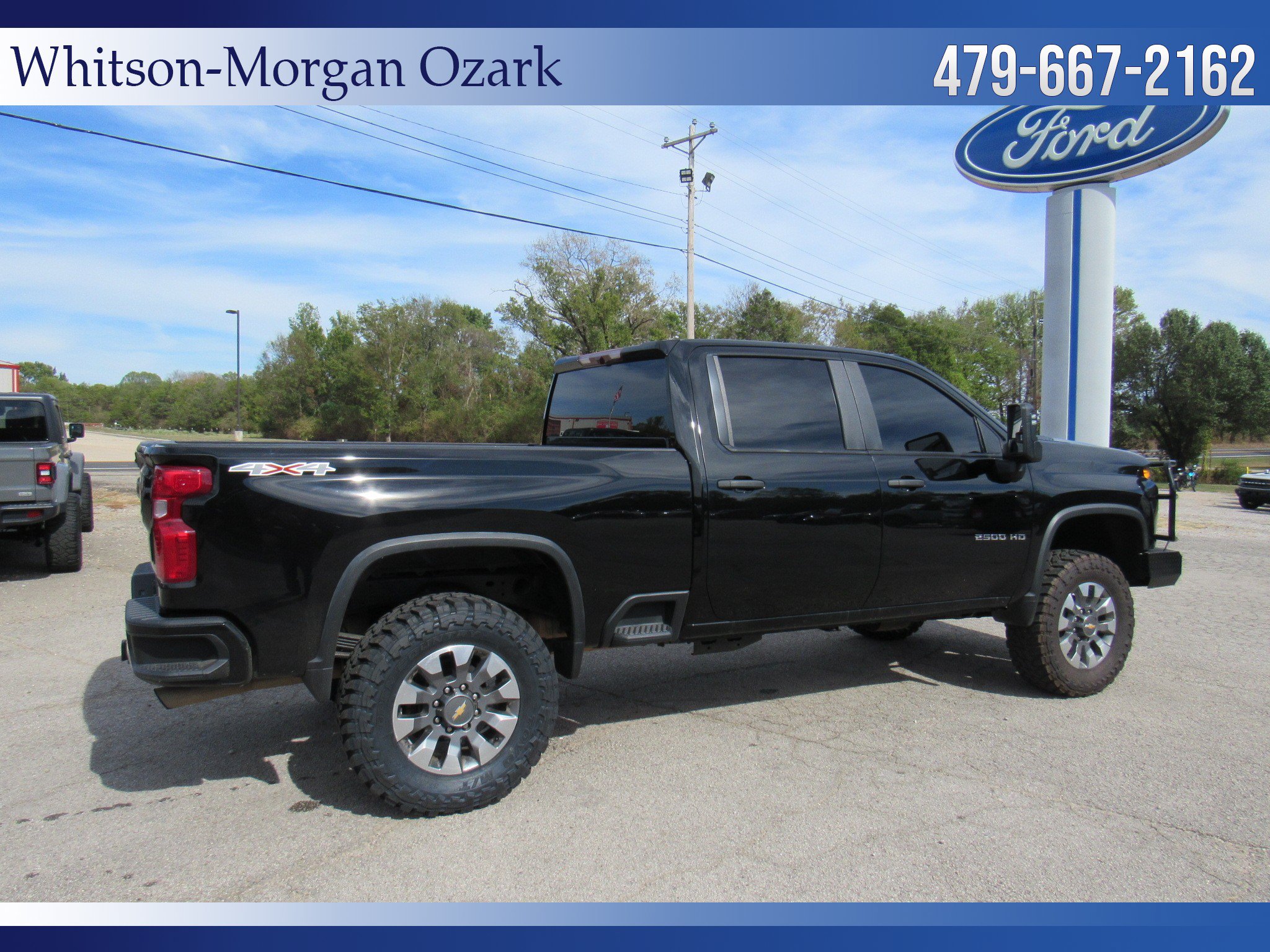 Used 2022 Chevrolet Silverado 2500 Custom w/ Custom Value Package AWD/4WD image 18