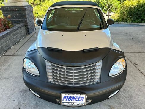 Used 2005 Chrysler PT Cruiser GT FWD image 4