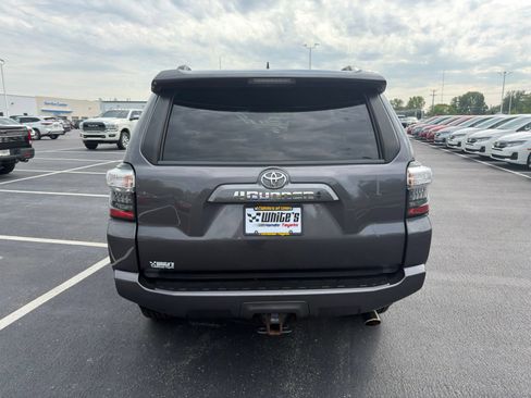 Used 2021 Toyota 4Runner SR5 Premium w/ Moonroof Package AWD/4WD image 5
