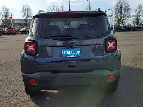 Used 2023 Jeep Renegade Altitude w/ Convenience Group I image 7