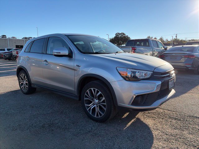 Used 2018 Mitsubishi Outlander Sport ES FWD image 1