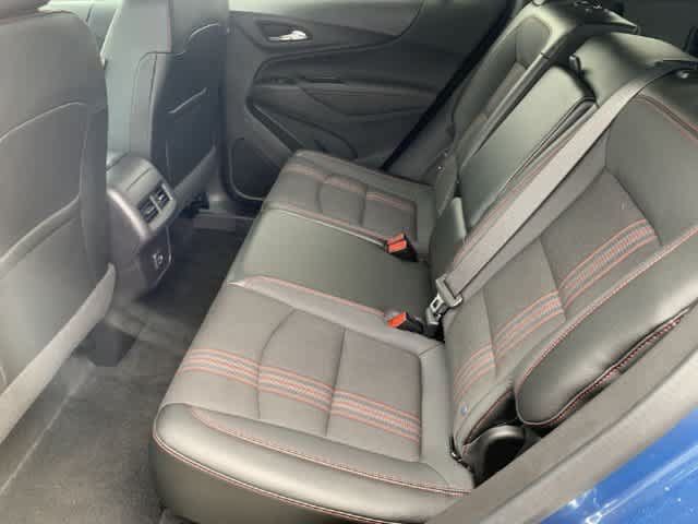Used 2024 Chevrolet Equinox RS w/ LPO, Floor Liner Package FWD image 19