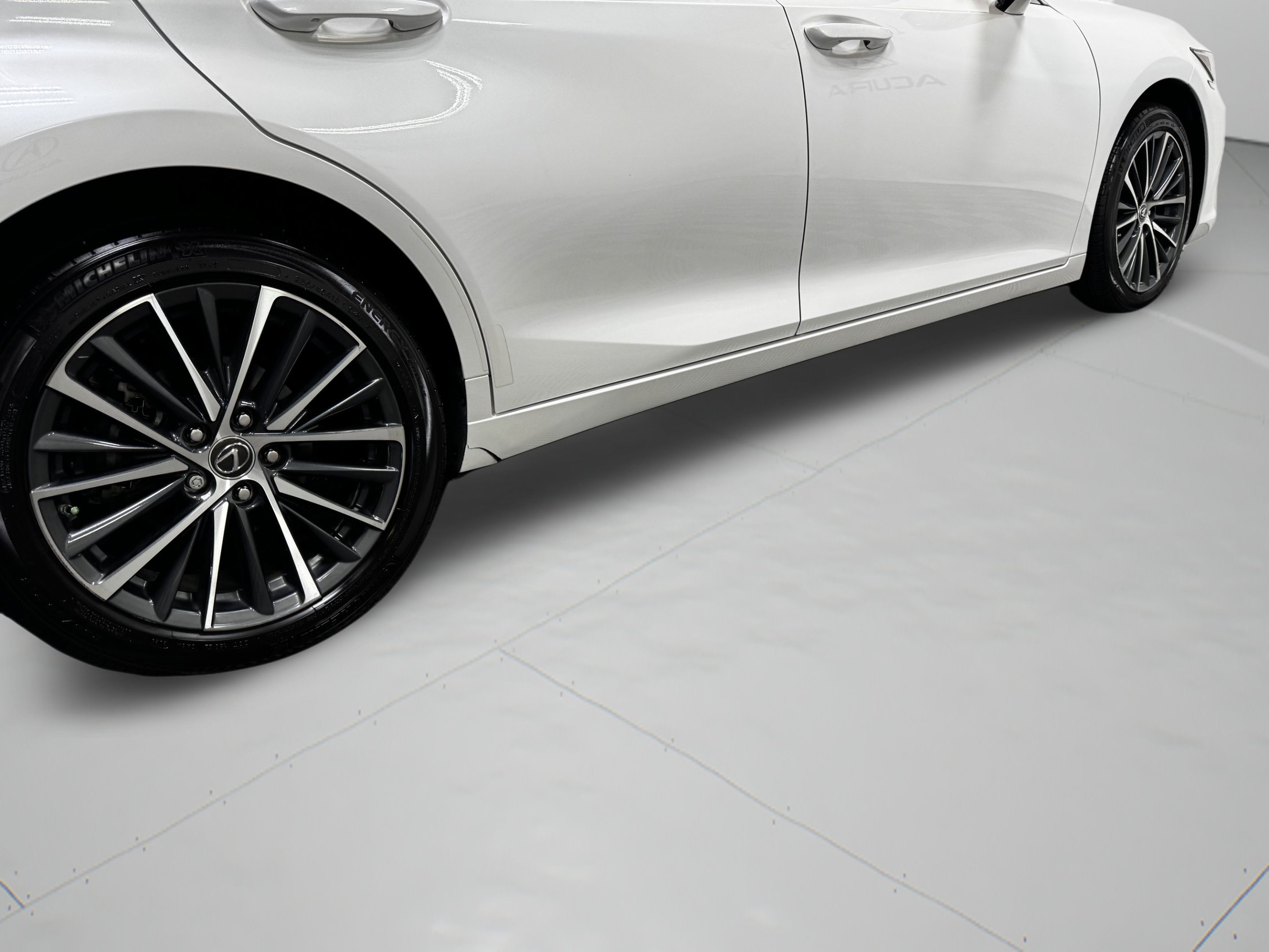 Used 2022 Lexus ES 350 w/ Premium Package FWD image 41