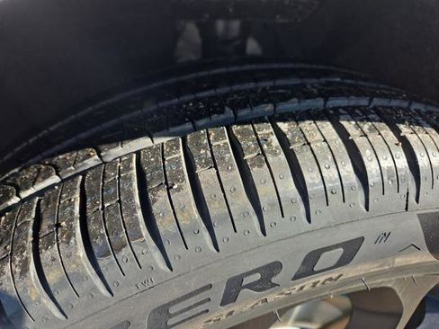 New 2026 Chrysler Pacifica Select w/ S Appearance Package image 38