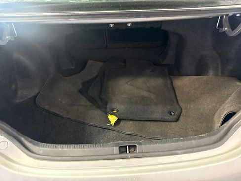 Used 2013 Toyota Camry SE FWD image 12