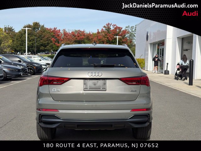 Used 2020 Audi Q3 2.0T Premium w/ Convenience Package AWD/4WD image 5