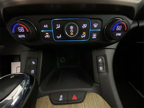 Used 2017 GMC Acadia Denali w/ Technology Package image 19