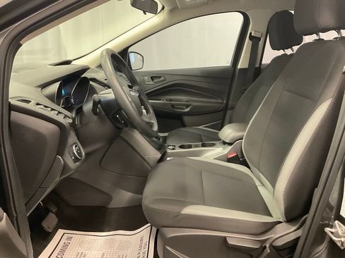 Used 2016 Ford Escape S FWD image 7