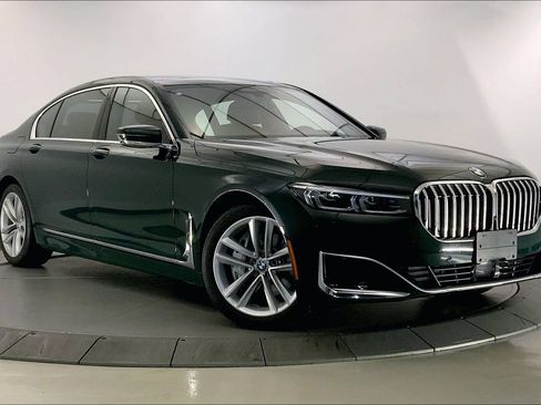 Used 2022 BMW 750i xDrive w/ Luxury Rear Seating Package AWD/4WD image 33
