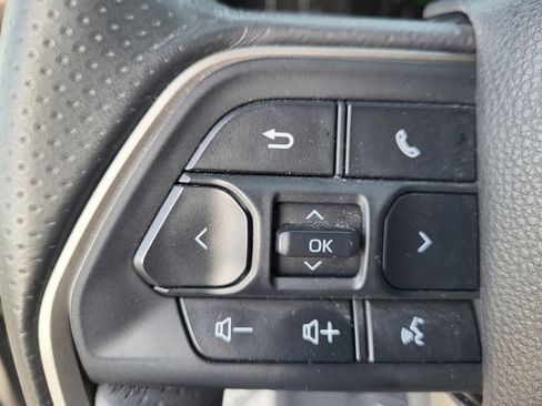 Used 2025 Toyota 4Runner SR5 image 26