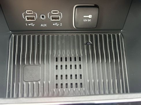 New 2026 Jeep Grand Cherokee Altitude AWD/4WD image 19