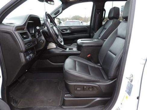 Certified 2022 Chevrolet Suburban LT w/ Luxury Package image 21