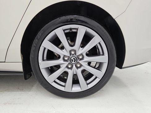 Used 2024 MAZDA MAZDA3 s FWD image 41