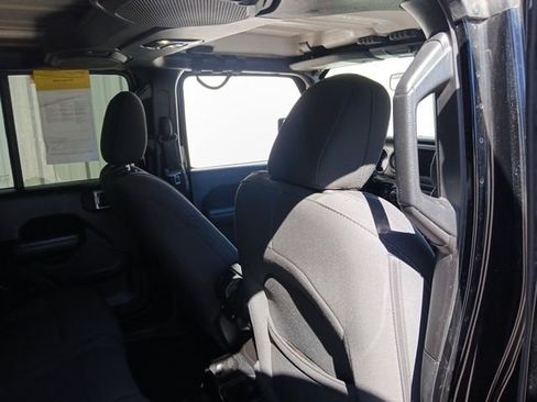 Used 2020 Jeep Wrangler Unlimited Sport S image 18