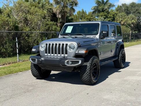 Used 2020 Jeep Wrangler Unlimited Sport S AWD/4WD image 2