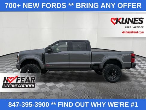 New 2026 Ford F250 Lariat w/ Black Appearance Package AWD/4WD image 4