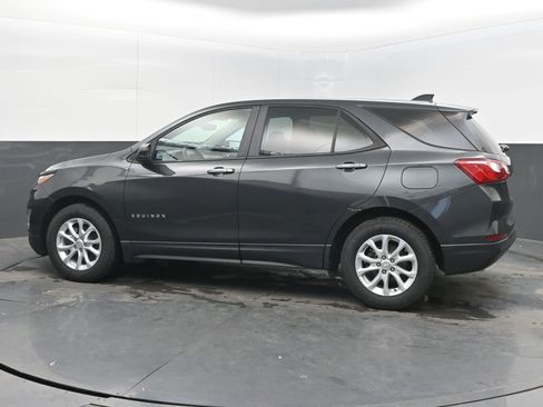 Used 2020 Chevrolet Equinox LS w/ LS Convenience Package image 5