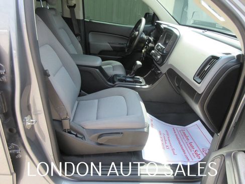 Used 2021 Chevrolet Colorado W/T w/ Custom Special Edition AWD/4WD image 16