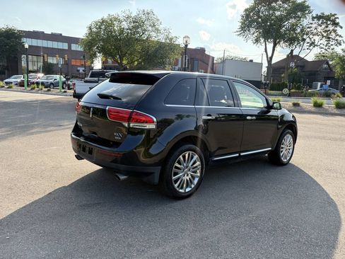 Used 2014 Lincoln MKX AWD w/ Equipment Group 102A image 7