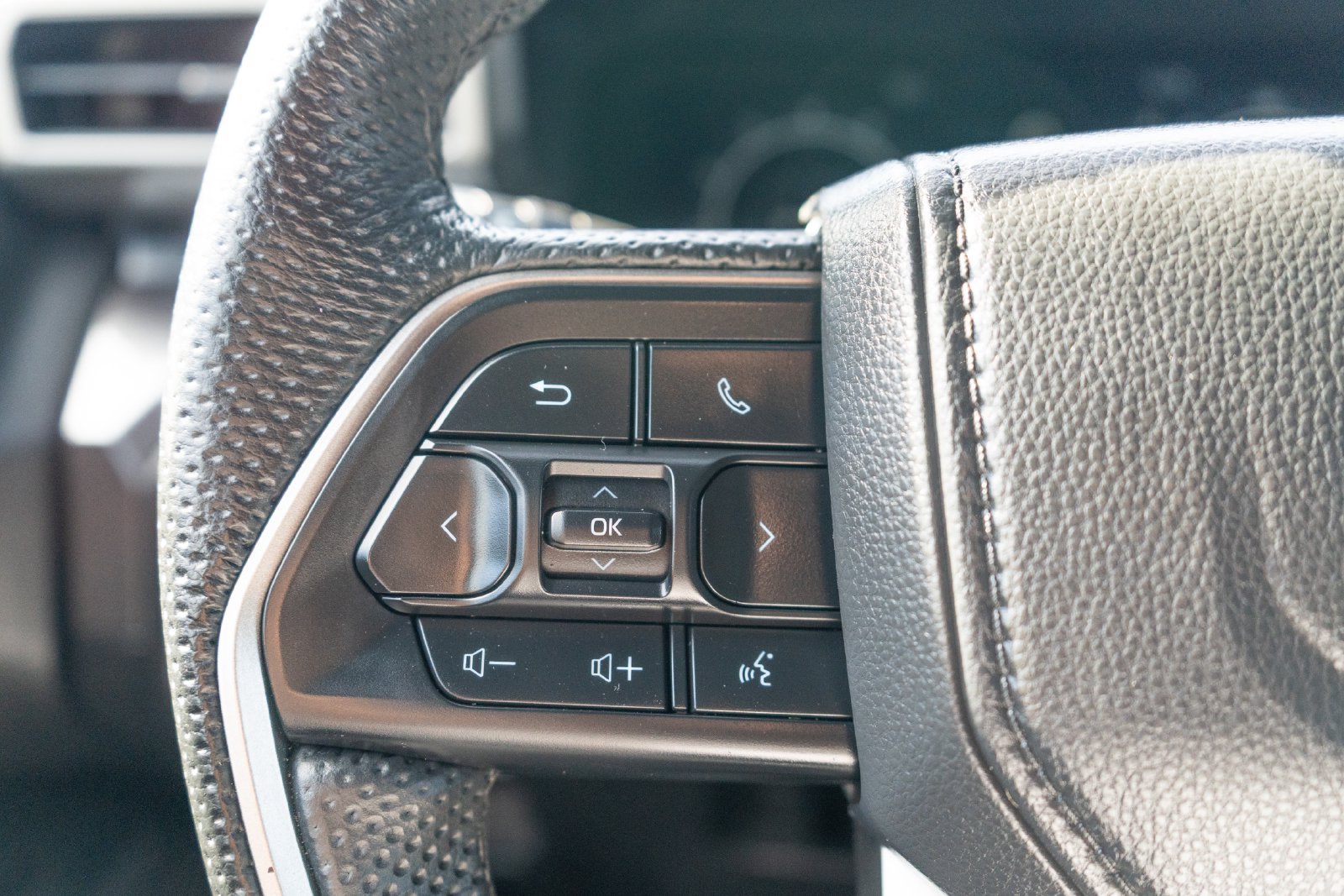 Certified 2025 Toyota Tacoma TRD Sport AWD/4WD image 30