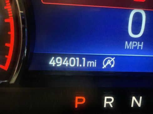 Used 2023 Ford Explorer XLT w/ Equipment Group 202A AWD/4WD image 15