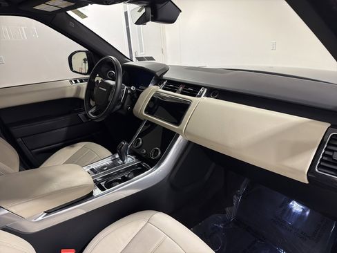 Used 2021 Land Rover Range Rover Sport HSE Dynamic image 24