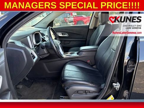 Used 2017 Chevrolet Equinox Premier w/ Enhanced Convenience Package AWD/4WD image 14