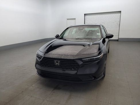 Used 2024 Honda Accord EX image 15