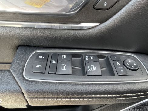 Used 2022 RAM 1500 Laramie image 20