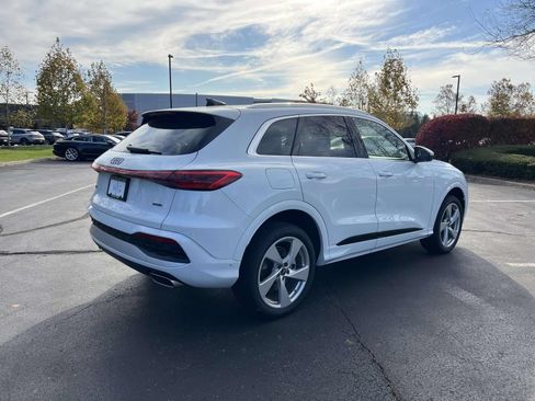 Used 2025 Audi Q5 Premium Plus w/ Premium Plus AWD/4WD image 7